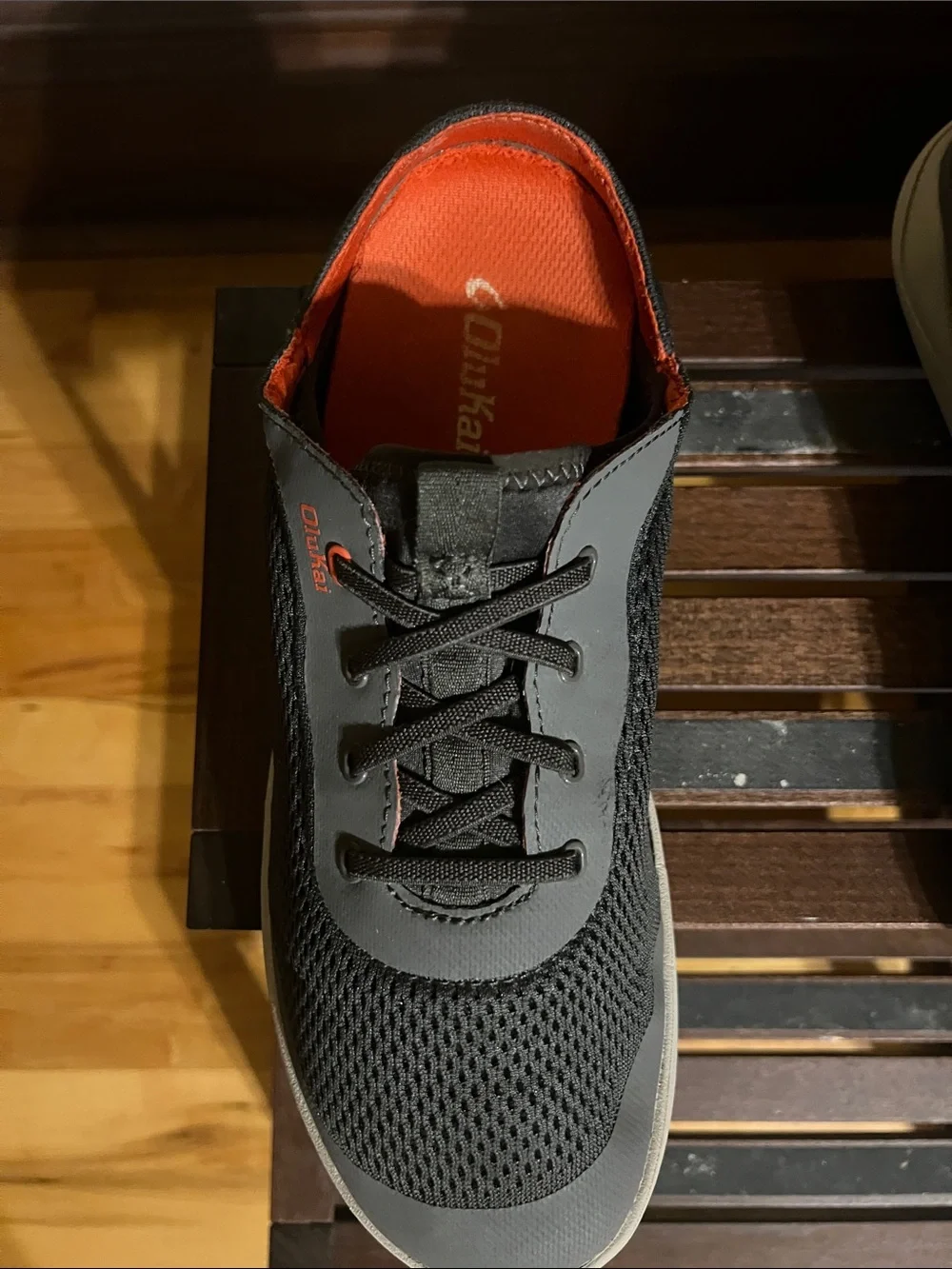 OluKai Men's Gray Mesh Sneakers 👟